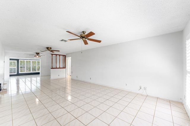 4922 Dovewood Road B, Boynton Beach, FL 33436