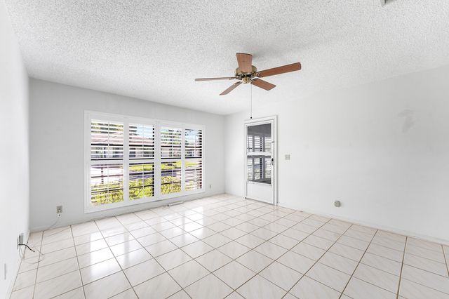 4922 Dovewood Road B, Boynton Beach, FL 33436