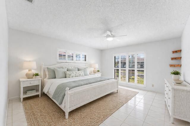 4922 Dovewood Road B, Boynton Beach, FL 33436