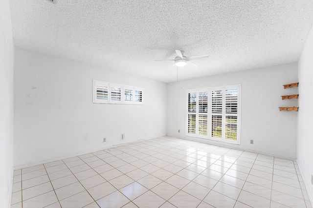 4922 Dovewood Road B, Boynton Beach, FL 33436