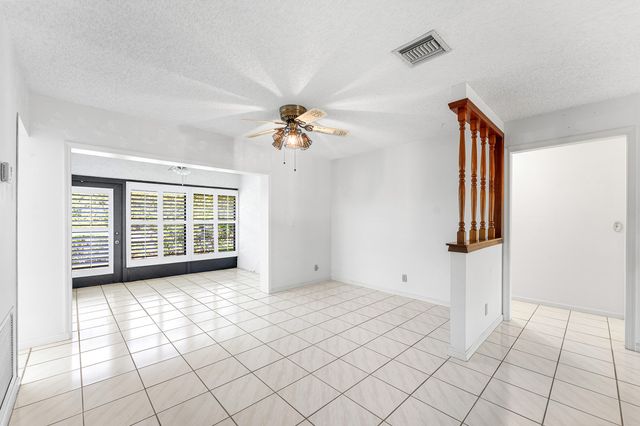 4922 Dovewood Road B, Boynton Beach, FL 33436