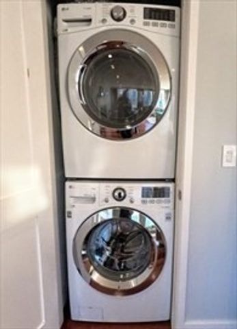 335 West 2nd 8, Boston, MA 02127