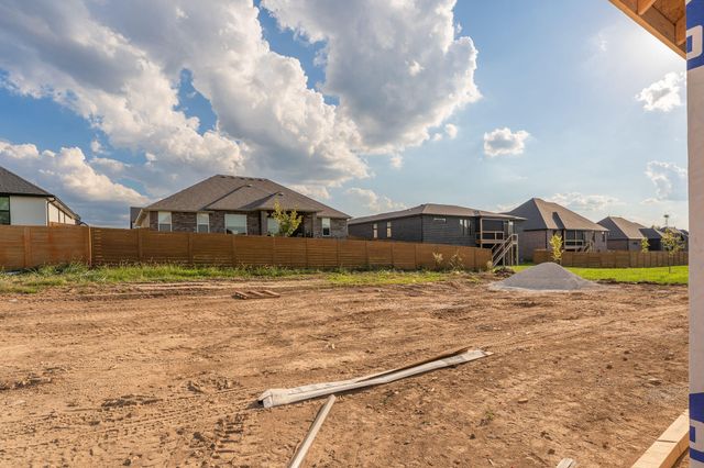1860 E Skyline Avenue, Ozark, MO 65721