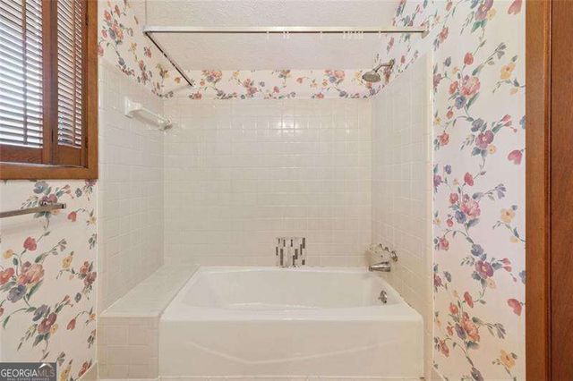 3655 WINTERS HILL Drive, Atlanta, GA 30360