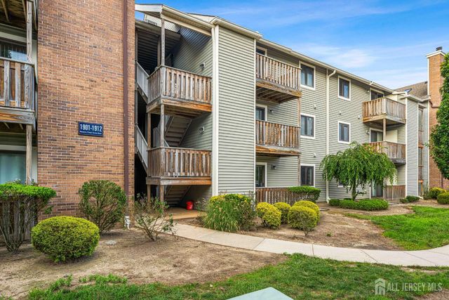 1907 Ravens Crest Drive, Plainsboro, NJ 08536