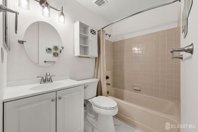 1907 Ravens Crest Drive, Plainsboro, NJ 08536