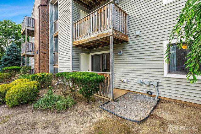 1907 Ravens Crest Drive, Plainsboro, NJ 08536