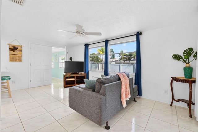 11225 59TH AVENUE, Seminole, FL 33772