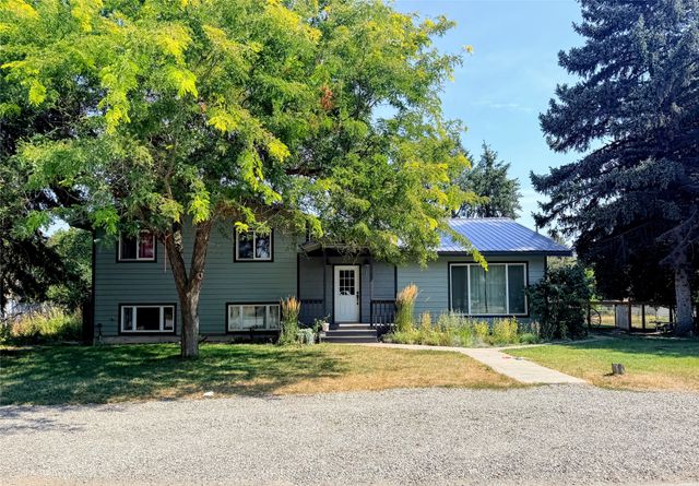 604 W 3rd Street, Plains, MT 59859 property photo