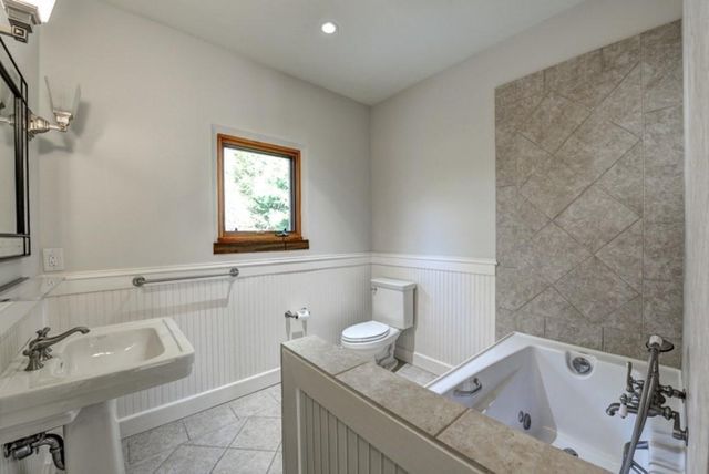 1090 Vista NE Trail, Atlanta, GA 30324