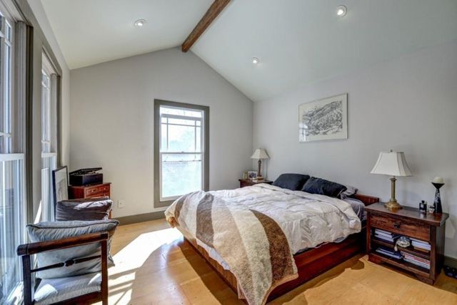 1090 Vista NE Trail, Atlanta, GA 30324