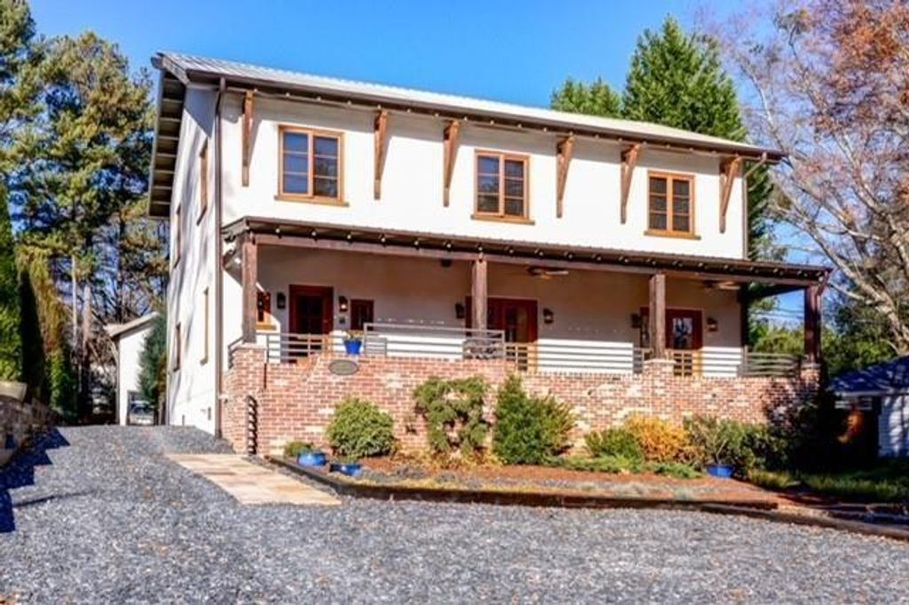 1090 Vista NE Trail, Atlanta, GA 30324