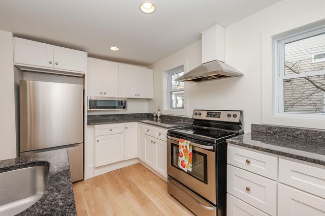 36 Court Street, Dover, NH 03820