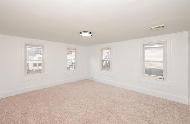 36 Court Street, Dover, NH 03820