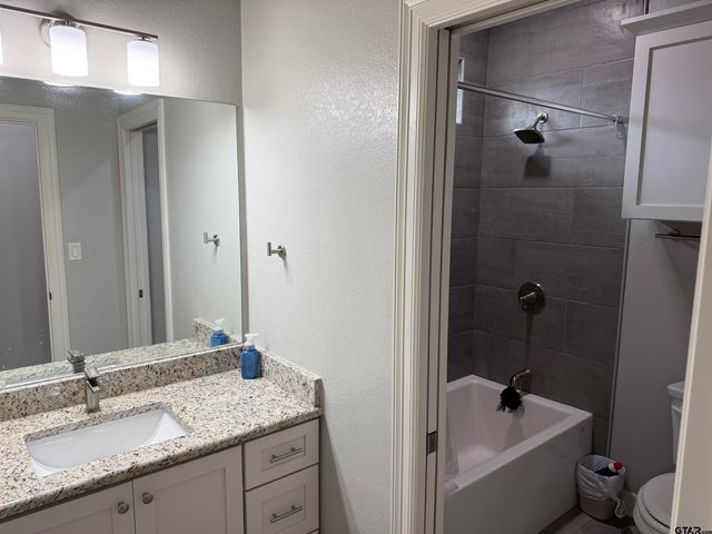 1702 Forestdale Blvd., Whitehouse, TX 75791