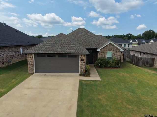 1702 Forestdale Blvd., Whitehouse, TX 75791