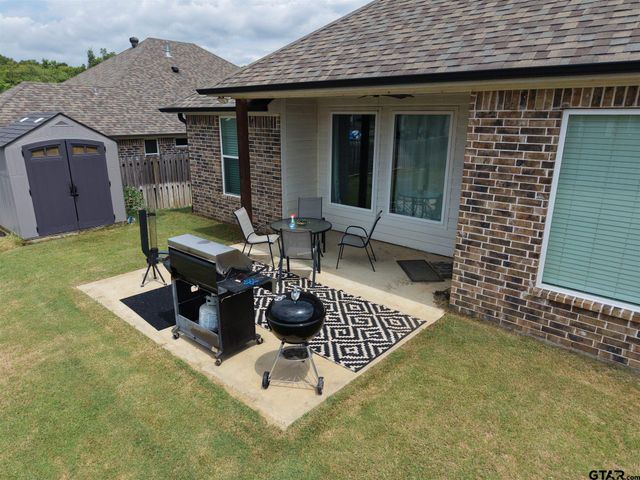 1702 Forestdale Blvd., Whitehouse, TX 75791