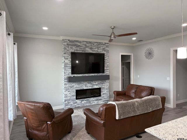 1702 Forestdale Blvd., Whitehouse, TX 75791