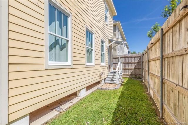 629 Hodges Street, Lake Charles, LA 70601