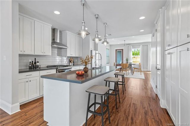 629 Hodges Street, Lake Charles, LA 70601