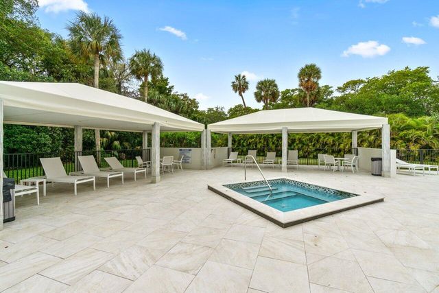 2003 N Ocean Boulevard 904, Boca Raton, FL 33431