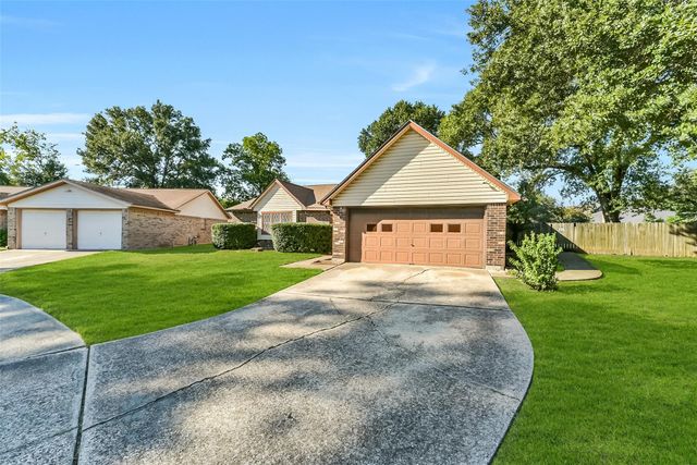 6906 Windy Pines Drive, Spring, TX 77379