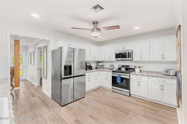 148 Easy Street, Melbourne, FL 32934