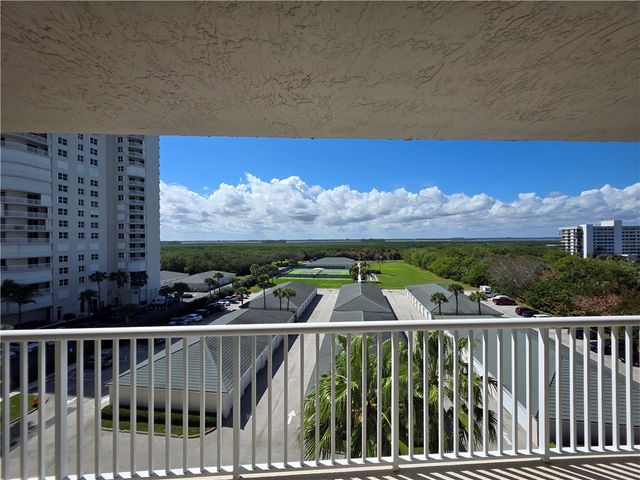 5051 N Highway A1a #7-6 None 7-6, Hutchinson Island, FL 34949
