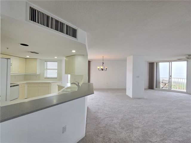 5051 N Highway A1a #7-6 None 7-6, Hutchinson Island, FL 34949