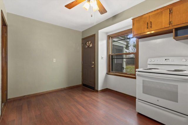 3526 S Brust AVENUE, Milwaukee, WI 53207