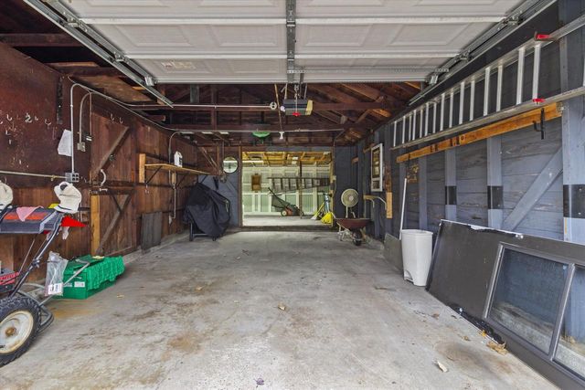 3526 S Brust AVENUE, Milwaukee, WI 53207