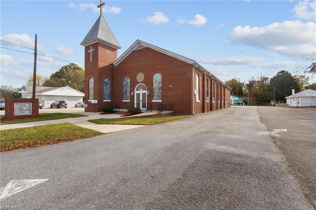 1613 Washington ST, Suffolk, VA 23434