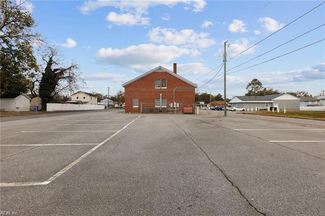 1613 Washington ST, Suffolk, VA 23434