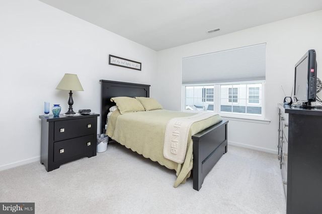 1902 LEXINGTON MEWS, Swedesboro, NJ 08085