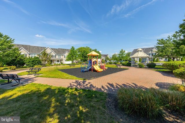 1902 LEXINGTON MEWS, Swedesboro, NJ 08085