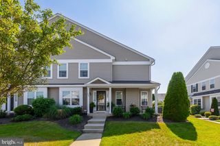 1902 LEXINGTON MEWS, Swedesboro, NJ 08085