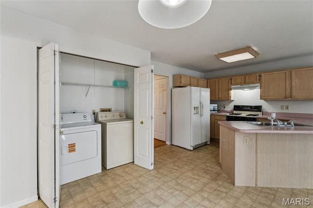 5028 Bischoff Avenue, St Louis, MO 63110