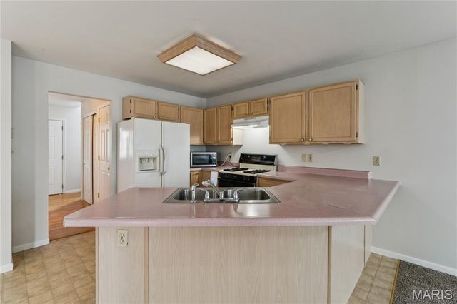5028 Bischoff Avenue, St Louis, MO 63110
