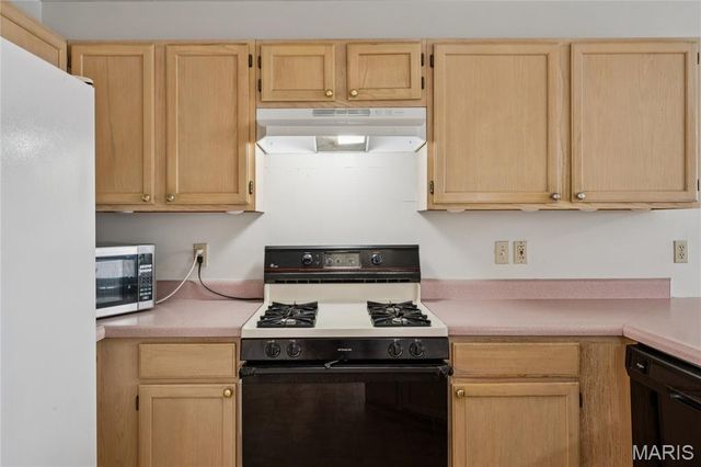 5028 Bischoff Avenue, St Louis, MO 63110