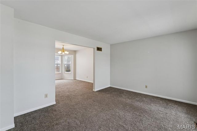 5028 Bischoff Avenue, St Louis, MO 63110