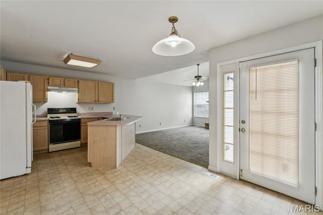 5028 Bischoff Avenue, St Louis, MO 63110