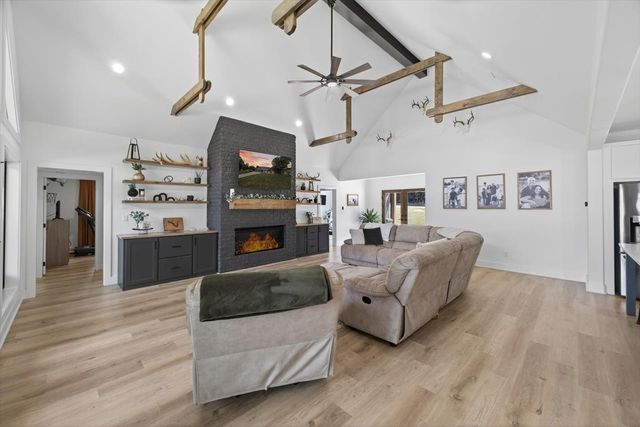 294 County Road 1297, Yantis, TX 75497