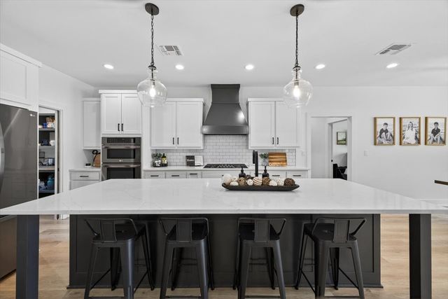 294 County Road 1297, Yantis, TX 75497