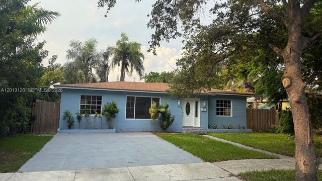 1931 Mayo St, Hollywood, FL 33020