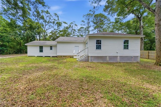 5517 Johnson Road, Theodore, AL 36582