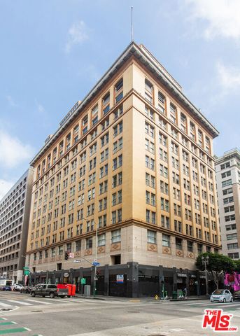 215 W 7th Street 1301, Los Angeles, CA 90014