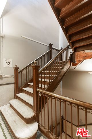 215 W 7th Street 1301, Los Angeles, CA 90014