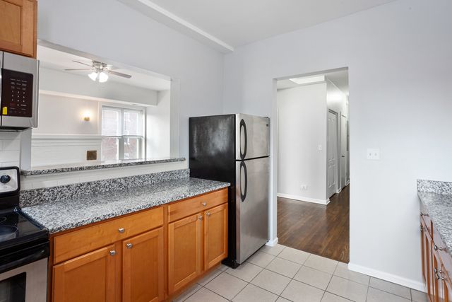 1460 W Fargo Avenue 310, Chicago, IL 60626