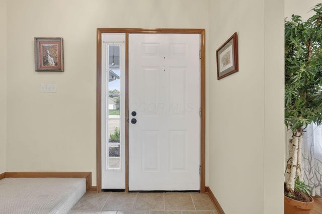 13681 Sudbury Drive NW, Pickerington, OH 43147