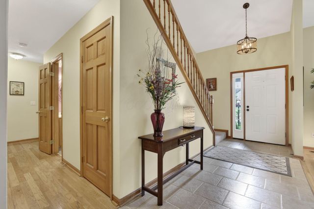 13681 Sudbury Drive NW, Pickerington, OH 43147